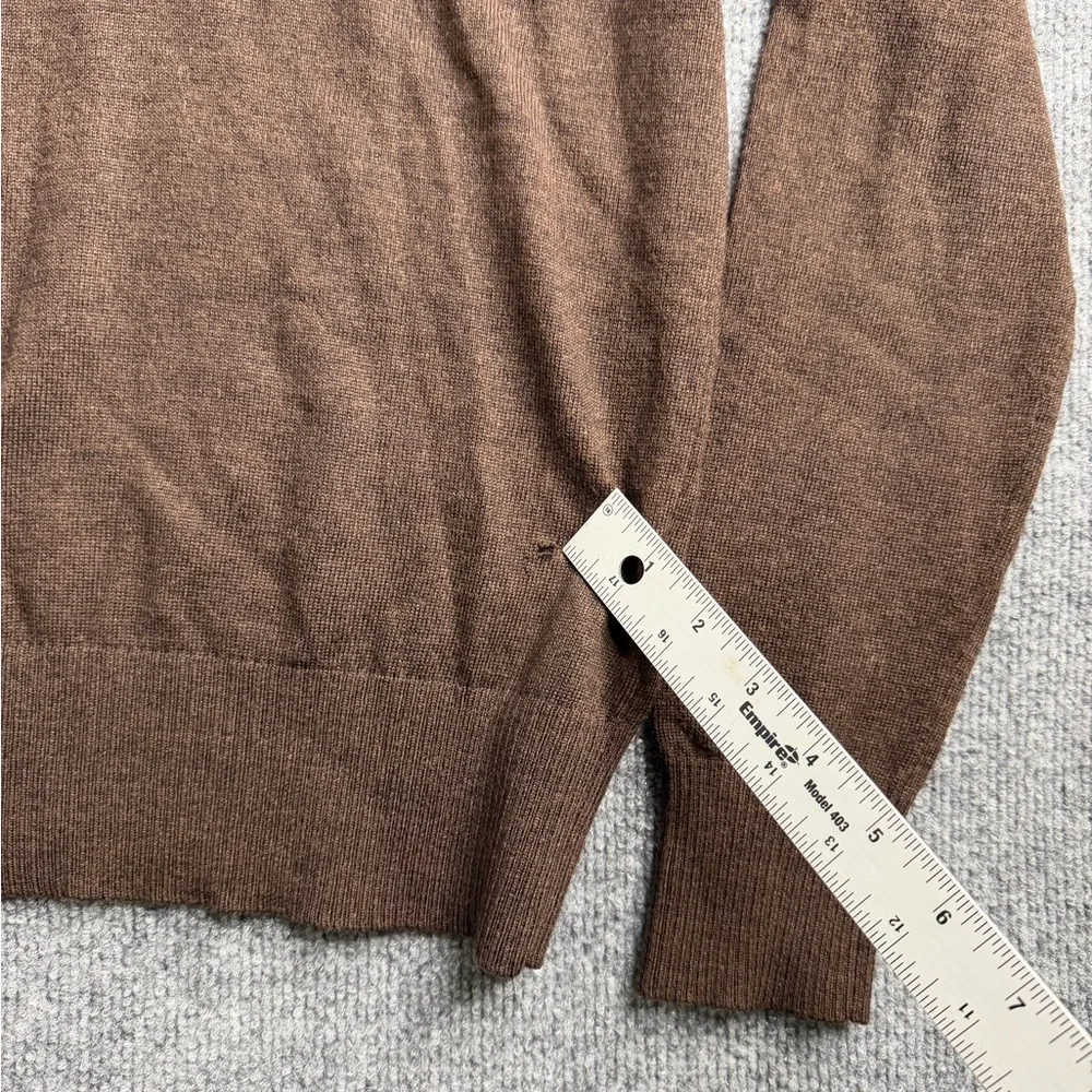 Banana Republic Sweater Mens Small Brown 100%‎ Extra Fine Merino Wool V-Neck